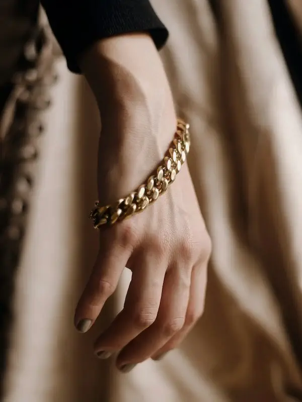 chunky gold bracelet