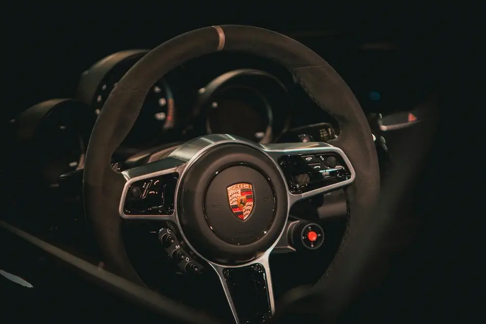 close-up view of the Porsche 918 steering wheel
